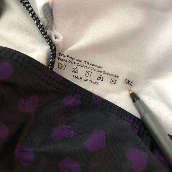 Womens Purple & Black Heart Print One-Piece Swimsuit Halter Removable Cups 1XL - Picture 3 of 3